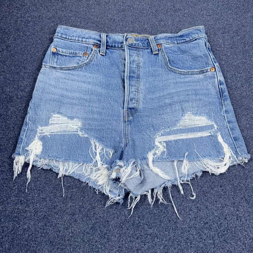 Levis Shorts Womens Sz 31 Blue High Rise Denim Ribcage Button Fly Cut Off Frayed